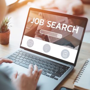 Jobs and Careers at Priority Urgent Care and Walk-In Medical Practice Near Me in Chicopee MA, Springfield MA, Westfield MA, Ellington CT, Unionville CT, East Haven CT, Cromwell CT, Oxford, CT, Newington, CT and Wallingford, CT