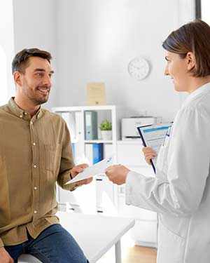 Urgent Care Near Me in Cromwell CT, East Haven CT, Ellington CT, Newington, CT, Oxford, CT, Unionville CT, Wallingford, CT, Chicopee MA, Springfield MA and Westfield MA